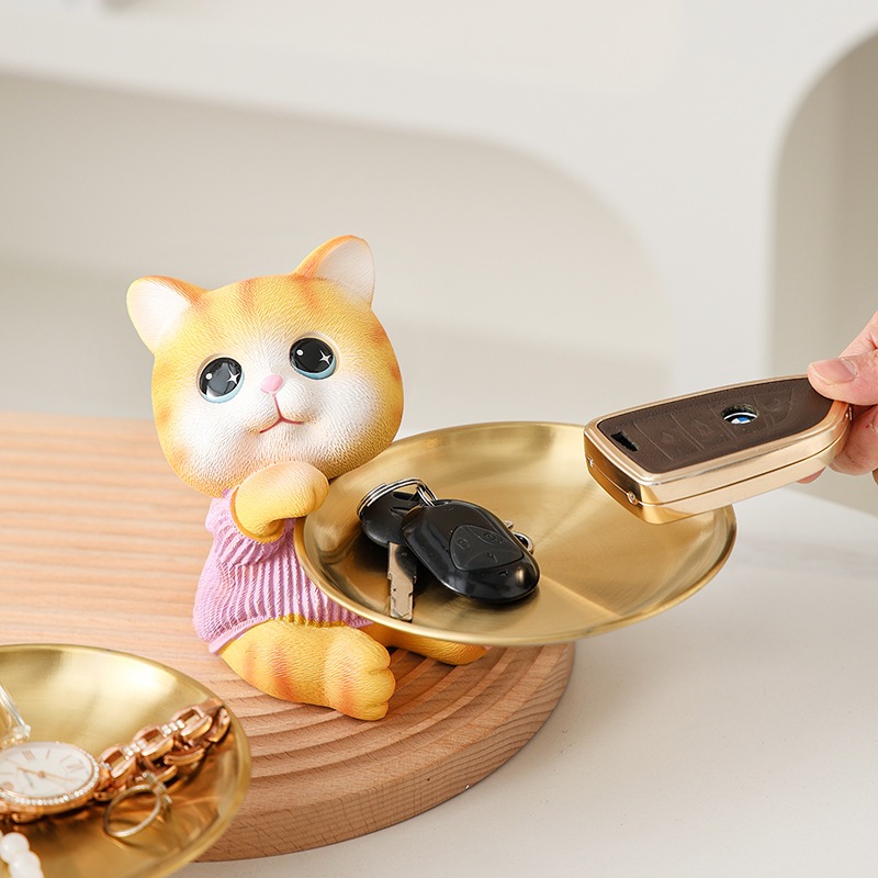 (ส่งจากไท) ของตกแต่งบ้าน ตุ๊กตาแมวนำโชค แมวถือถาด ถาดเก็บกุญแจ ของกินเล่น