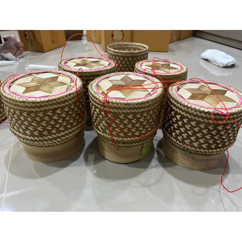 กระติบข้าวทรงธรรมดาขนาด 5.5นิ้วแถมฟรีผ้าขาวบาง/ทรงตรง/ลายหัวใจ/สีธรรมชาติ/