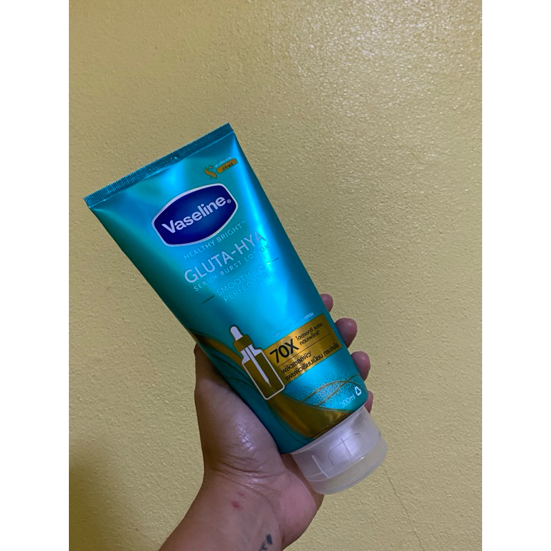 Vaseline Gluta Hya Burst Lotion Smoothing