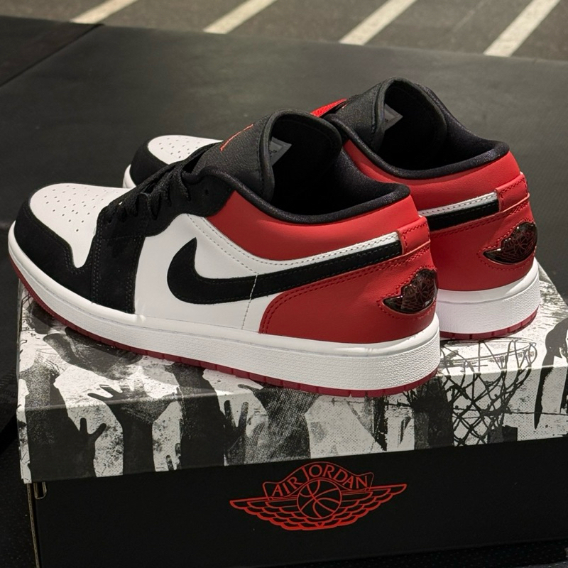 (พร้อมส่ง) Jordan 1 Low SE Black Toe 2025 ของแท้ 100%