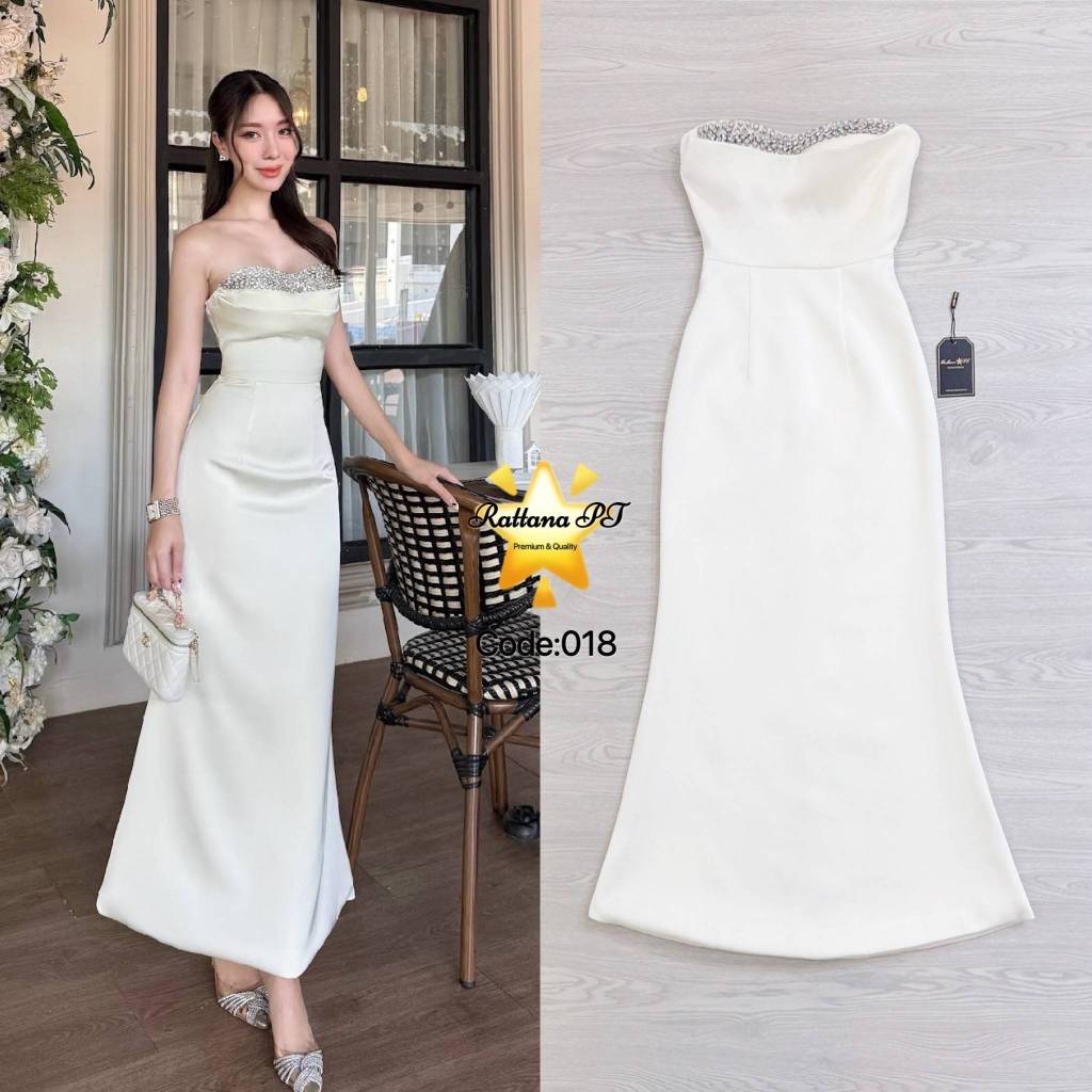 Rattana เดรสยาวเกาะอกแต่งเพชรหน้าอก–ขาวครีม(*สอบถามสต๊อกก่อนกดสั่งน๊า)