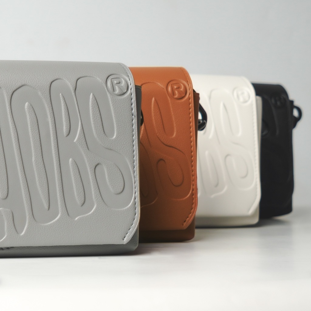 แถมฟรี 3 อย่าง (ส่งฟรี) กระเป๋าสะพายข้าง แบรนด์Hobs(100% Genunie) รุ่น FYNN ขนาด7 นิ้ว หนังPU กันน้ำ