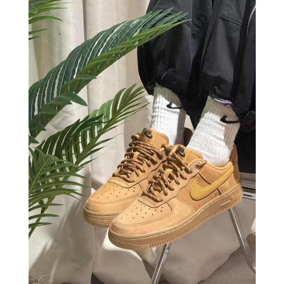 （ของแท้ 100%）  N IKE AIR Force 1 Low'07 รองเท้าผ้าใบสำหรับผู้ชายและผู้หญิงหลายสีให้เลือก