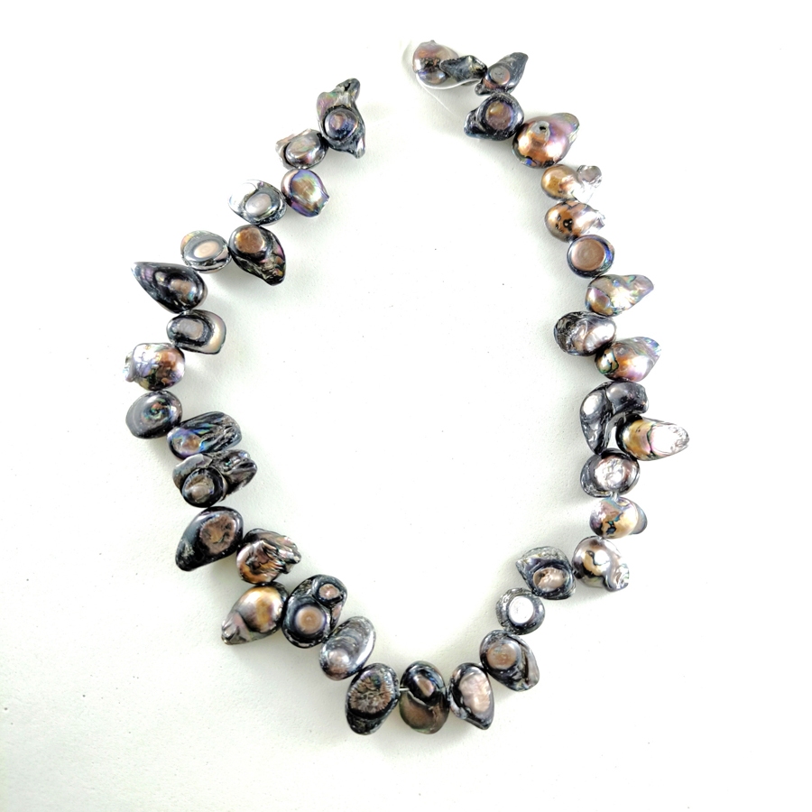 ลูกปัดมุกแท้ลักษณะรูปหยดน้ำสีน้ำตาลเข้ม Dark Brown Teardrop Pearl  ขนาด 10x15 mm - (LZ-0727)
