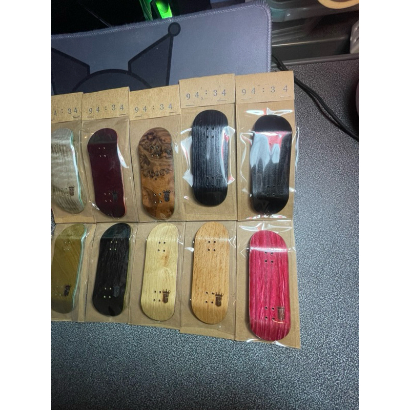 D-SLAM Fingerboard Deck34:94medแผ่นฟิงเกอร์บอร์ดทำจากไม้เมเปิ้ลแท้ ผลิตในไทย