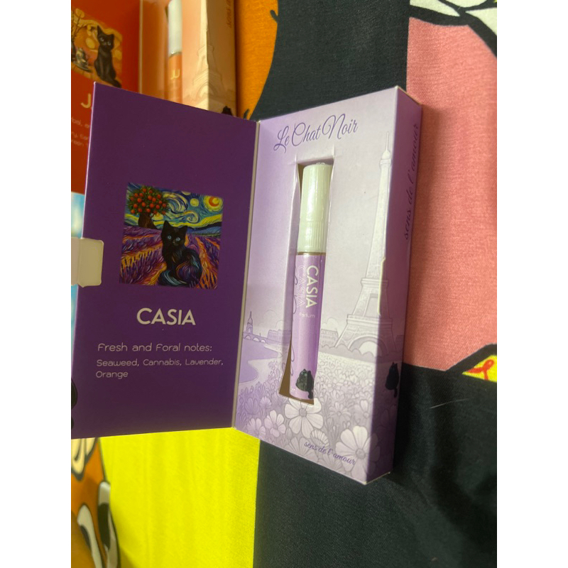 Casia Perfume scent of lavender and orange