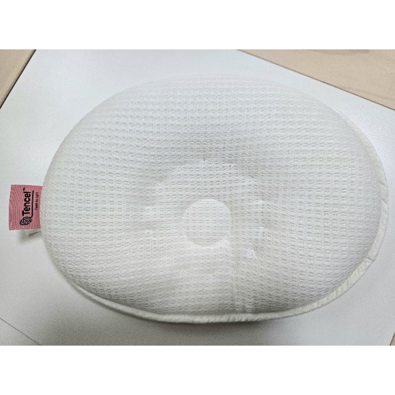 หมอนหัวทุย OXY BABY สภาพดี พร้อมปลอกหมอน 2 ใบ