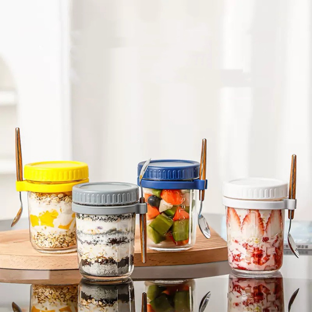 แก้วอาหารเช้า 350ml แก้วปิดผนึกแบบพกพา มีฝาปิดและช้อน Light Eating ชามสลัดถ้วยสุญญากาศซีเรียล