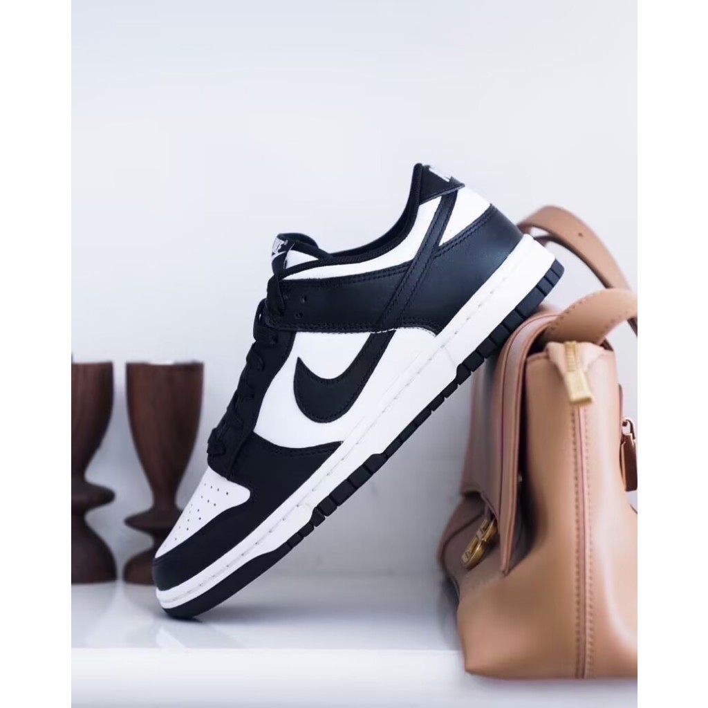 【ของแท้ 100%】ไนกี้รองเท้าผู้ชายNk Dunk Low-Panda sneakers รองเท้าผู้หญิง