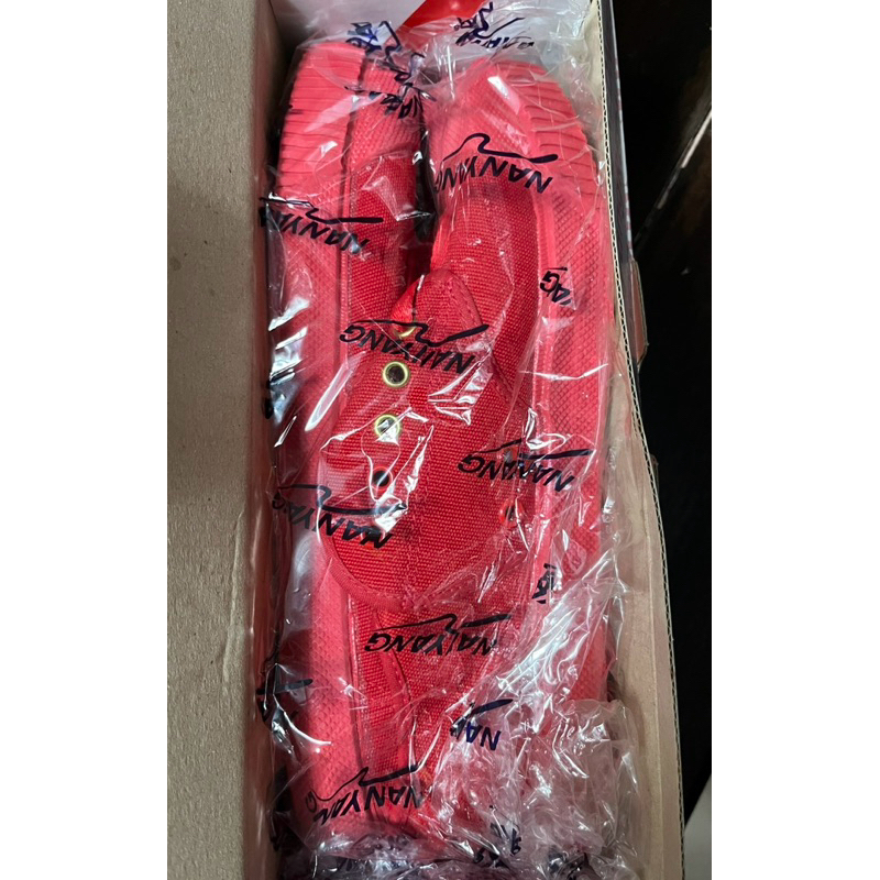 ❤️Nanyang red รองเท้าผ้าใบนันยาง limited edition