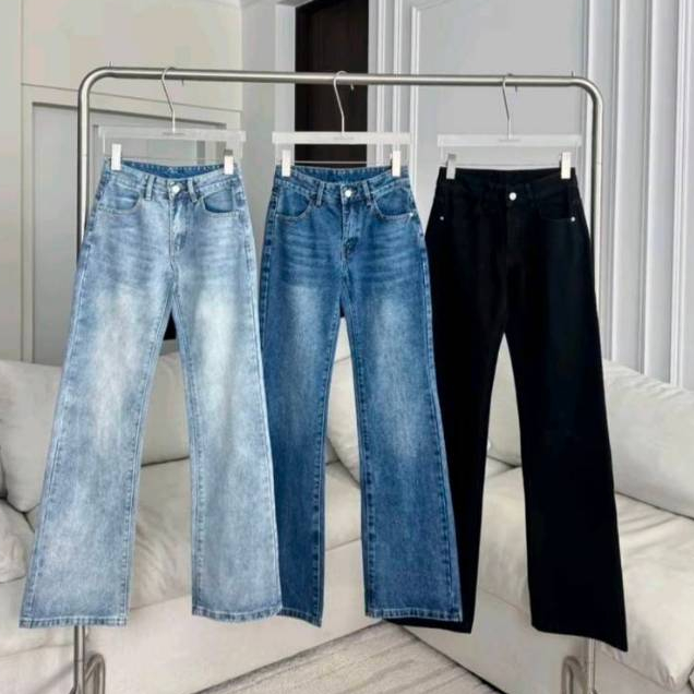 PTJ32193 กางเกงยีนส์ขากระบอกเล็กเอวต่ำ PROMTHONG