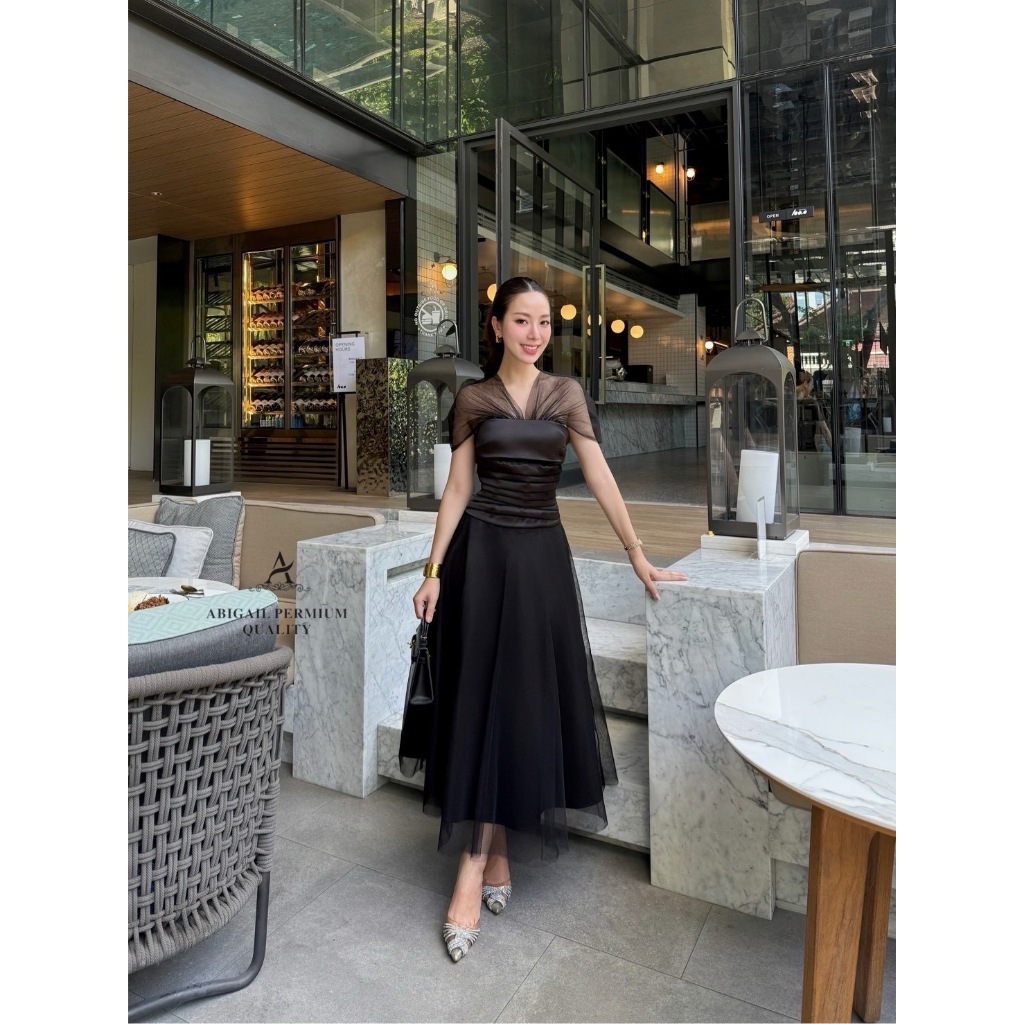 ALICIA BRAND ALC009 ชุดแม็กซี่เดรสยาวออกงาน แขนเป็นผ้าซีทรู