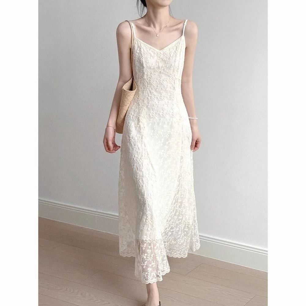 Fairy.store Aurora Dress ชุดเดรสยาวสีขาว TS2034