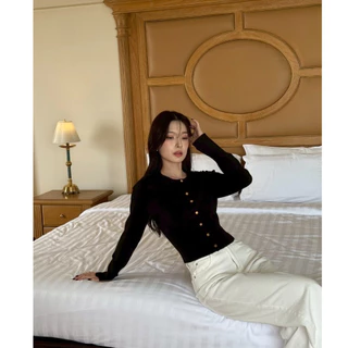 [ Fabrique.co ] พร้อมส่ง! Cardigan เสื้อคาร์ดิแกน เหมาะกับทุกโอกาส เสื้อหนาว เสื้อกันหนาว