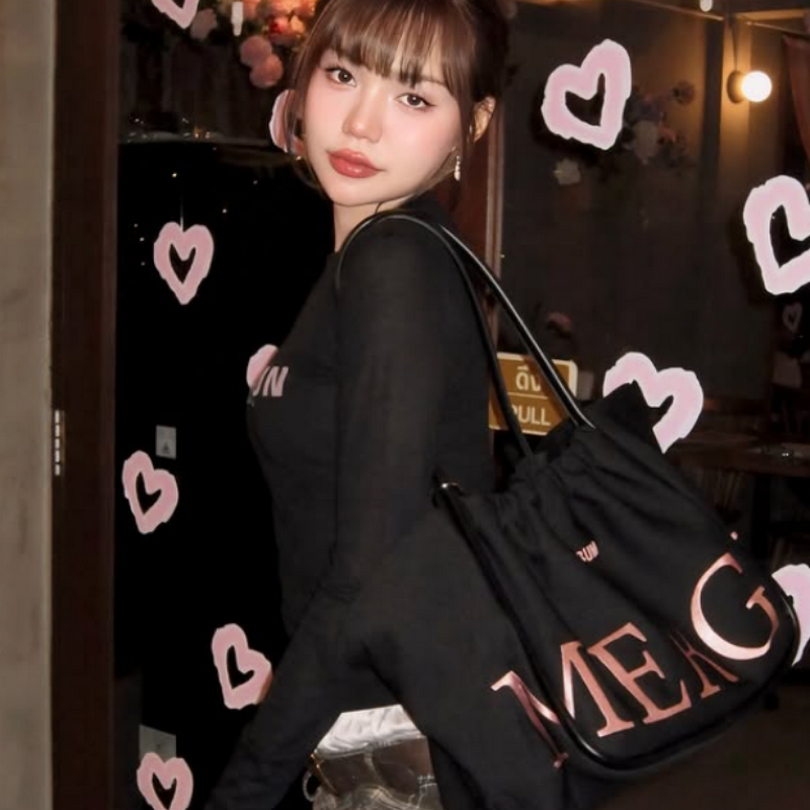 💯สินค้าขายต่อ🙏MERGE A DAY BAG กระเป๋า*SUPERSUN Tote Bag กระเป๋าถือ กระเป๋านุ่ม official กระเป๋าถือ สะพายข้าง