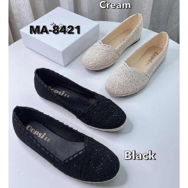 รองเท้าผู้หญิงไซส์ใหญ่🍁คัชชูโครเชครีมมี 41ถึง45ทรงใหญ้ใหญ่🤗