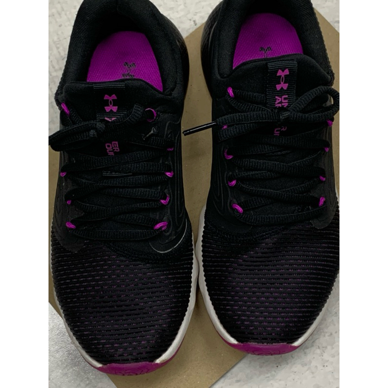 ส่งต่อ รองเท้า under armour #แท้ No37