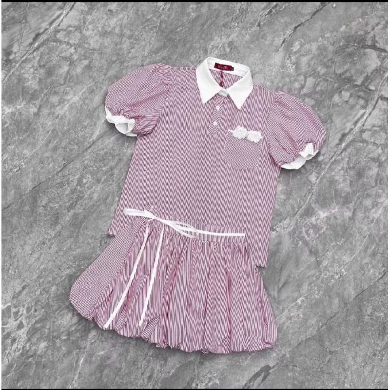 BELLITA BRAND ชุดเซ็ท 3 ชิ้น เสื้อ+กระโปรงฟักทอง+เข็มกลัด  size s  มือ 2