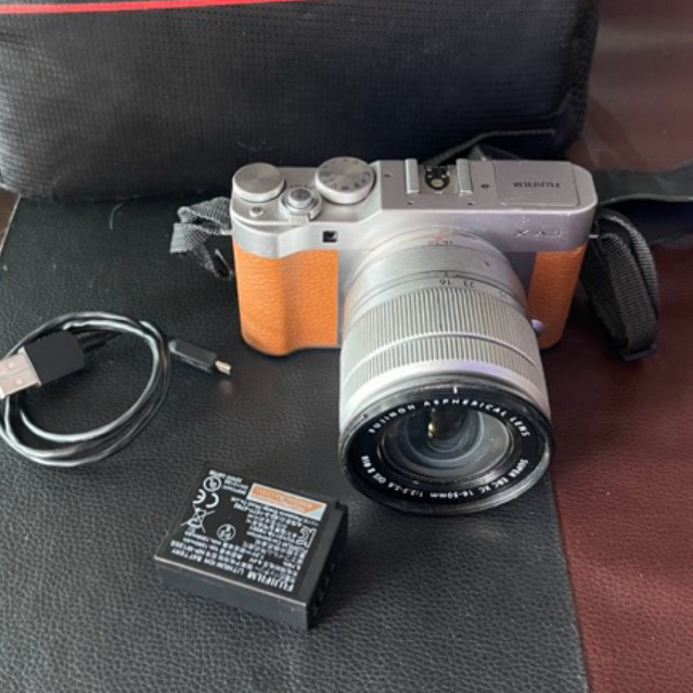 Fuji xa3 สีน้ำตาล มือสอง