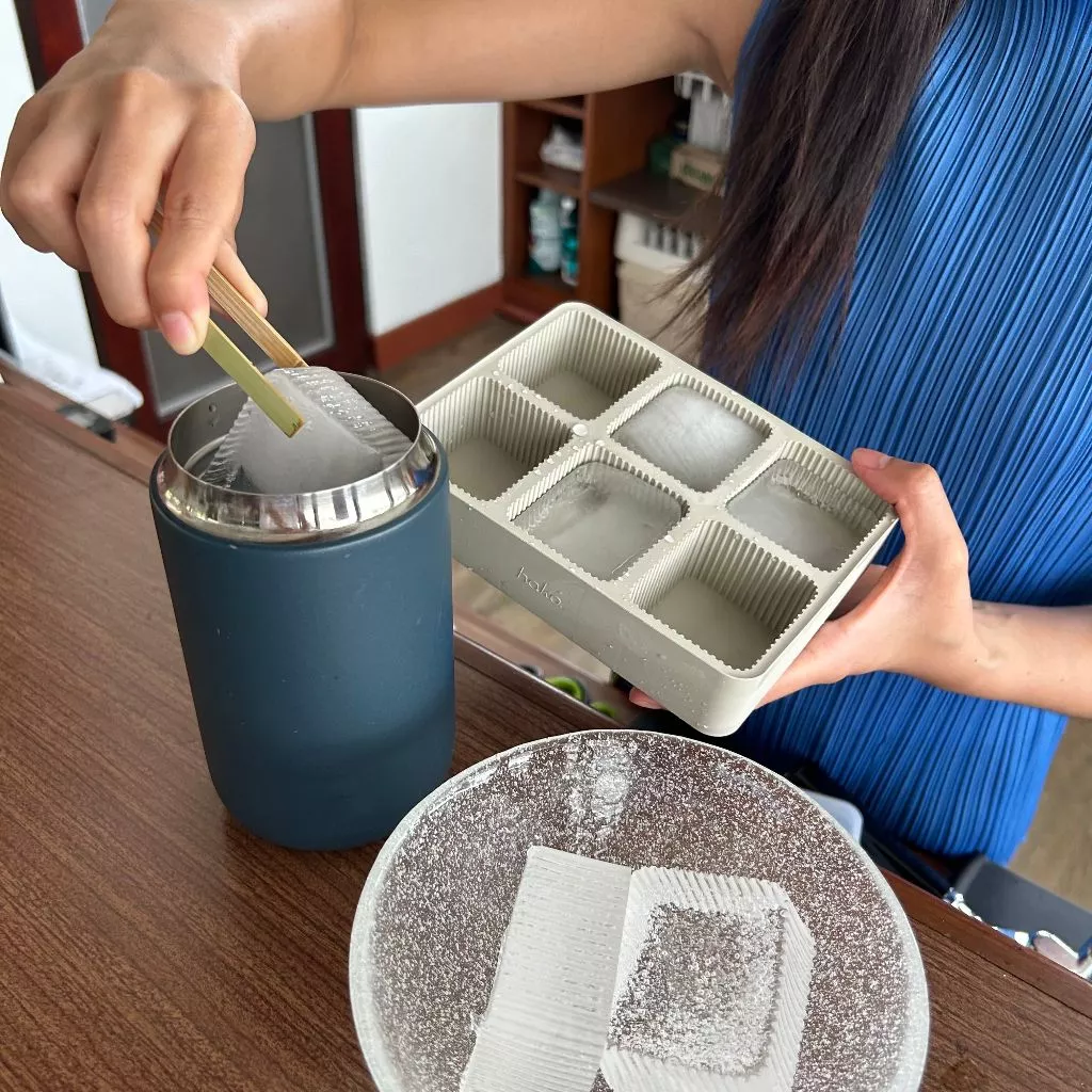 hako Large Silicone Ice Tray 6 cubes ถาดทำน้ำแข็งซิลิโคนแบบใหญ่ 6ก้อน thumbnail 5