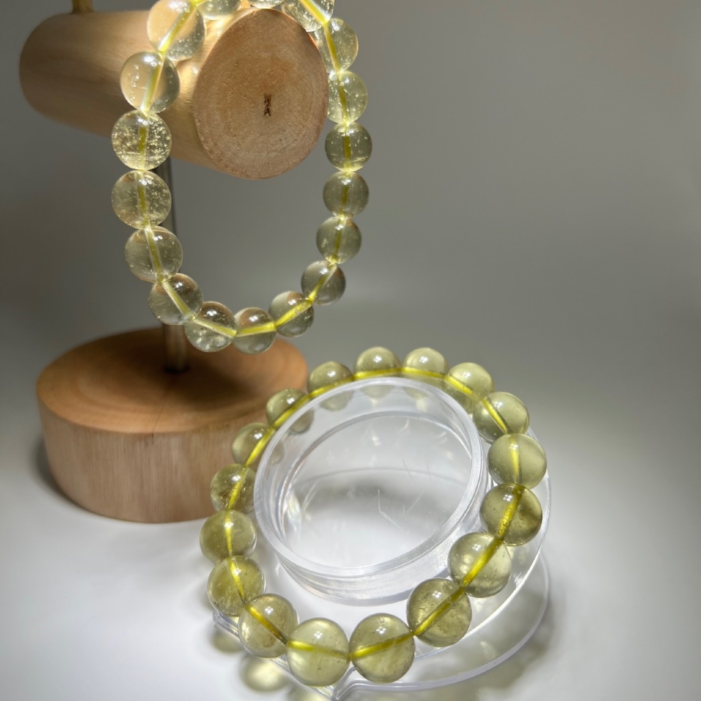 ลิเบียโมลดาไวต์ เกรดพรีเมียม(Libya Moldavite)