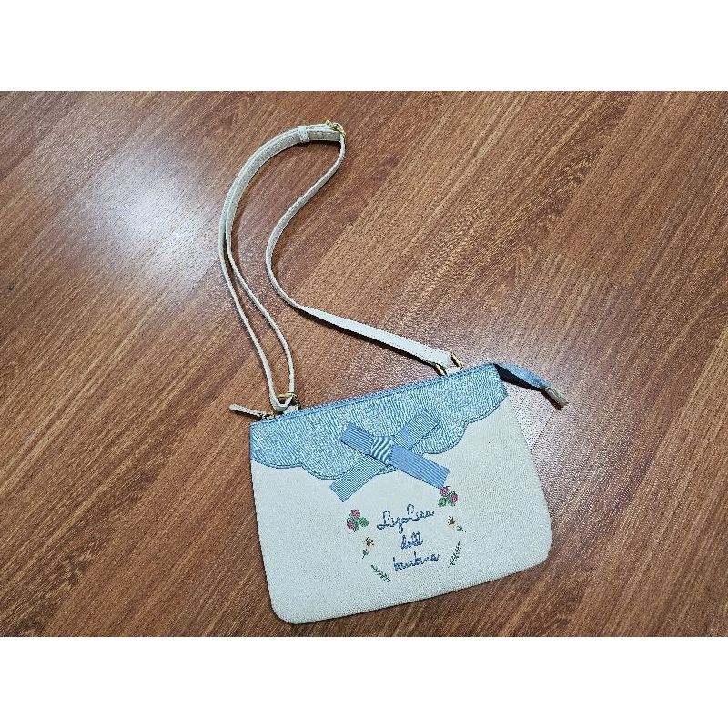 กระเป๋าสะพายข้าง Y2K