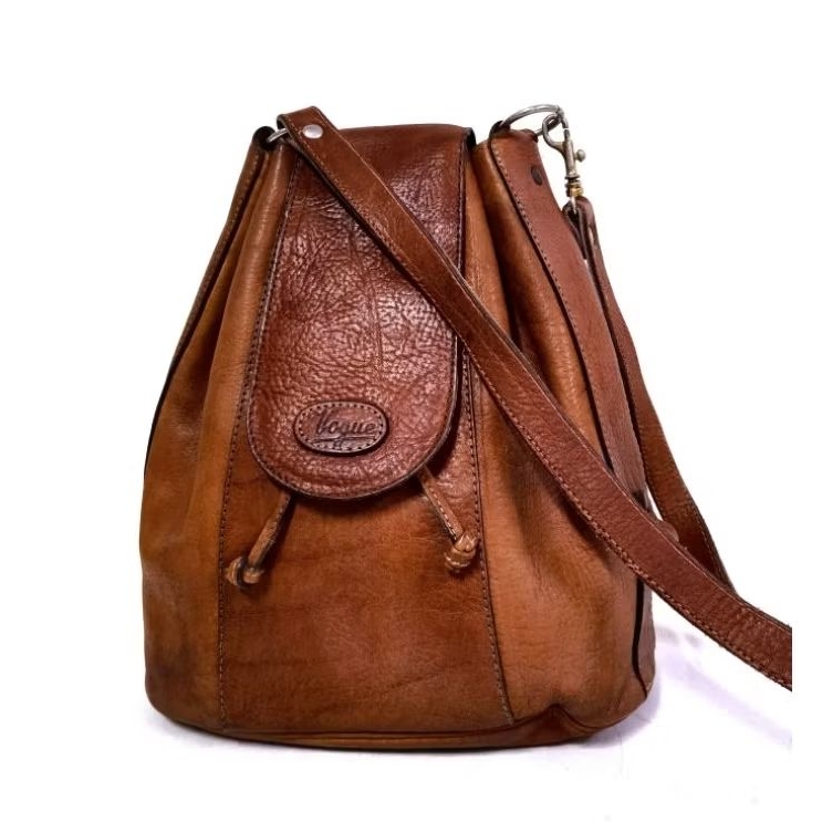 Vogue กระเป๋าหนังแท้ กระเป๋าครอสบอดี้ กระเป๋ามือสอง สะพายผู้หญิง กระเป๋าทรงจีบ bucket saddle bag wom