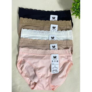 Wacoal Bikini Panty กางเกงในวาโก้ขอบลูกไม้ รูปแบบบิกินี่ รุ่น WU1C35/WU1F35 ราคาป้ายตัวละ 140 บาท ลดเหลือตัวละ 99 บาท