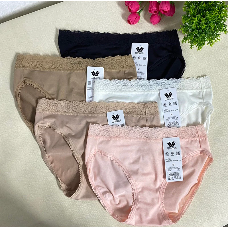 Wacoal Bikini Panty กางเกงในวาโก้ขอบลูกไม้ รูปแบบบิกินี่ รุ่น WU1C35/WU1F35 ราคาป้ายตัวละ 140 บาท ลดเหลือตัวละ 99 บาท