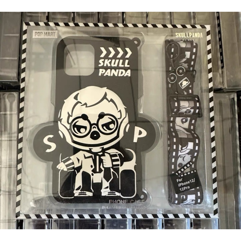 พรีออเดอร์ เคส iphone 12/12pro skullpanda popmart แท้