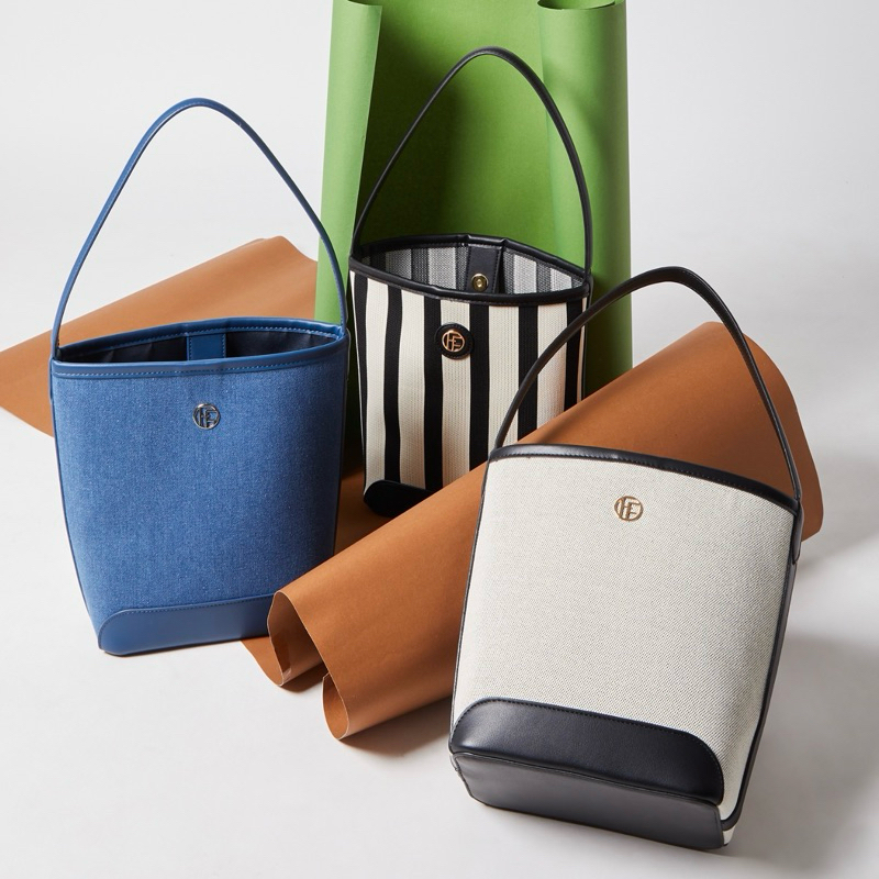 FOF - กระเป๋าสะพายผู้หญิง Bucket Fabric M