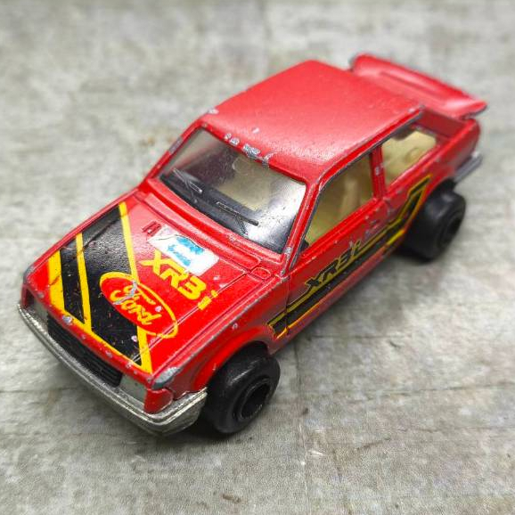 รถเหล็ก Majorette(มาจอเร็ตต์)  สายฝุ่น Majorette FORD ESCORT XR3   S=1/52