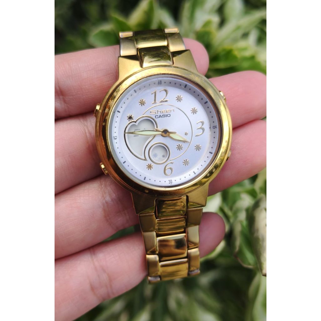 นาฬิกาผญCASIO SHEENแท้มือสองข้อมือ15-17เซน