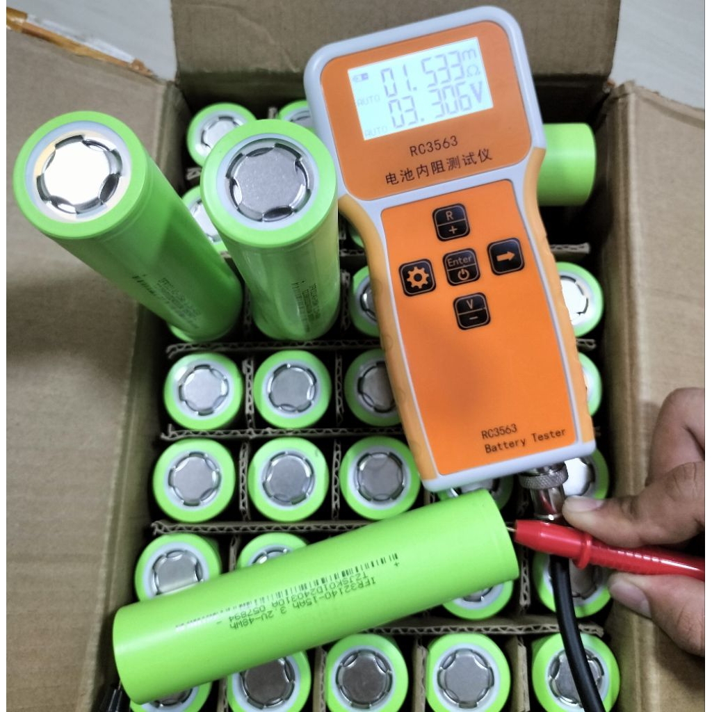 แบตเตอรี่ LifePo4 ขนาด 33140 แรงดัน 3.2V  ความจุ 15 Ah  ต่อก้อน  **แบตใหม่ทุกก้อน**