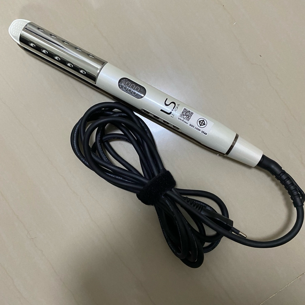 [มือสอง] Lesasha เครื่องหนีบผม หนีบผมหมาด รุ่น Wet 2 Straight Glamour LS1027 (LS1510) เลอซาช่า