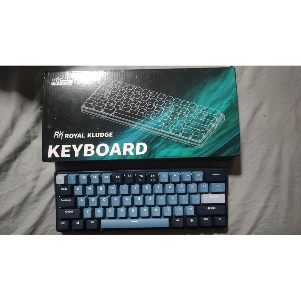 รอยัล Kludge RK61Plus 2.4G ไร้สายบลูทูธ 5.0 และ USB C Tri-Mode RGB Backlit (มือสอง ไม่ค่อยได้ใช้ อุป