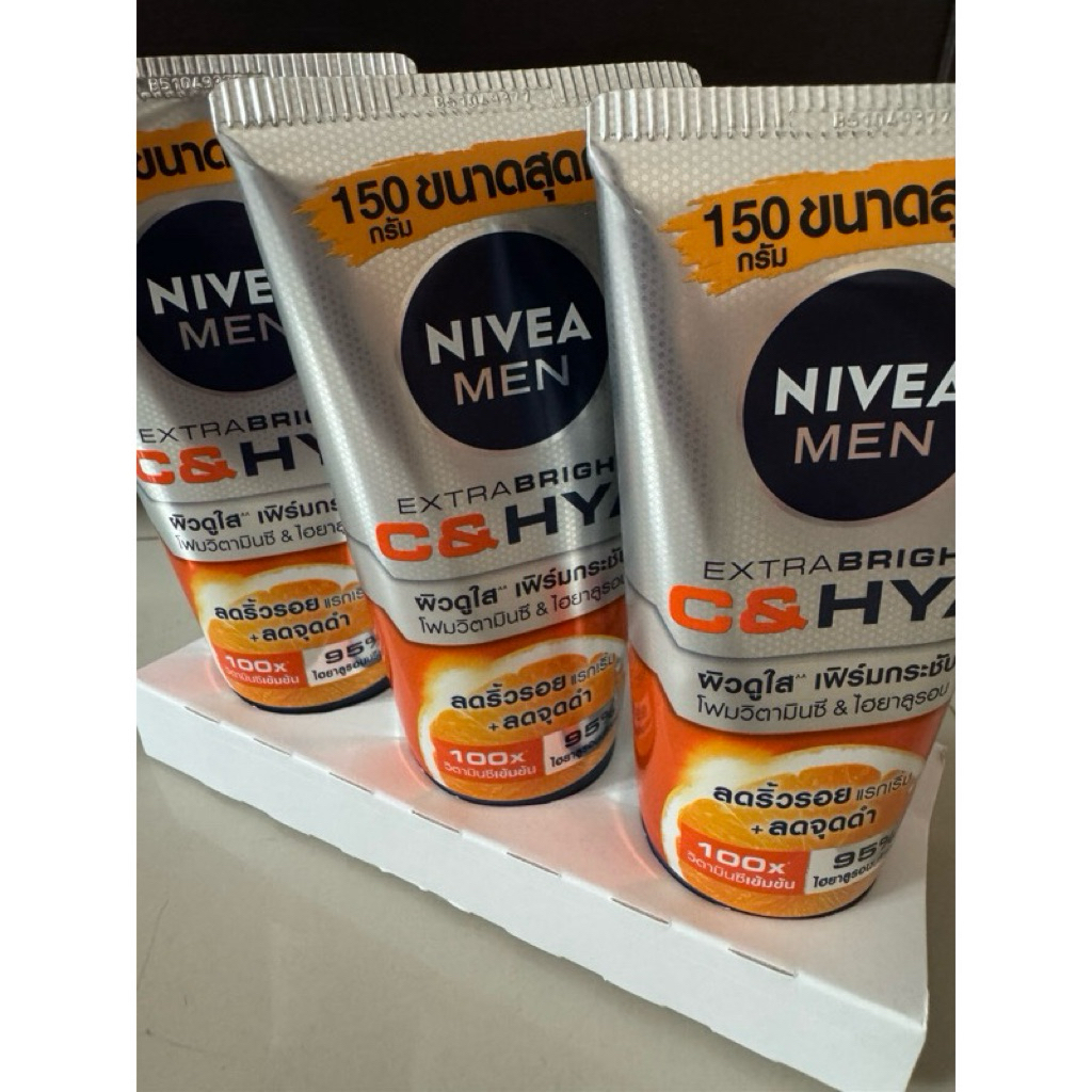 นีเวีย เมน เอ็กซ์ตร้า ไบรท์ C&HYA Vitamin โฟมล้างหน้า 150g. Exp.2028 - รูปที่ 2