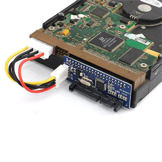 ตัวแปลงHDD IDE 3.5 เป็น SATA พร้อมสายPower AdapterIDE