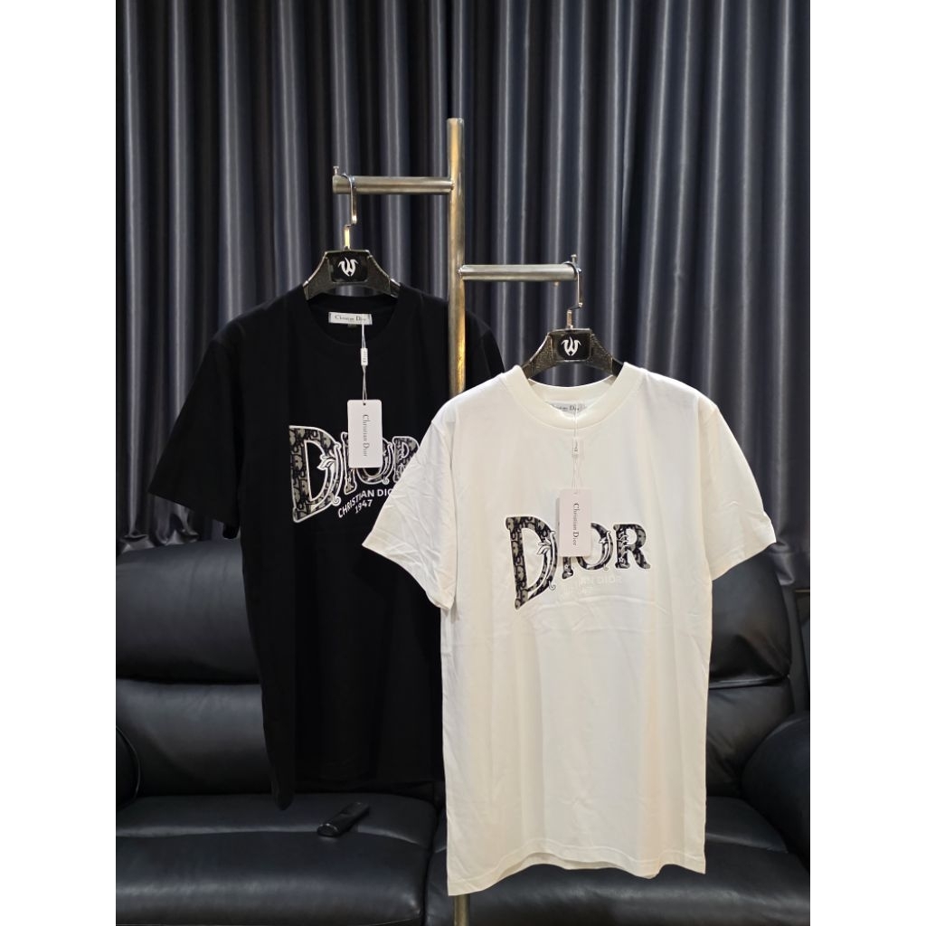 เสื้อยืดดีออ V.2พิมพ์ยางนูน ขาว-ดำ