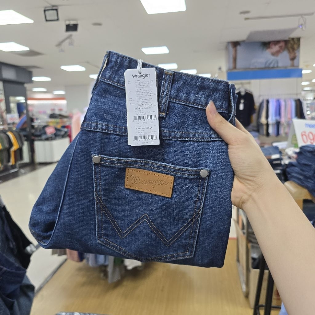 กางเกงยีนส์[คาร์โก้]Wrangler ผู้ชาย ทรงกระบอกใหญ่[FRONTIER] สียีนส์ ผ้าไม่ยืด รุ่น[MCARN54]