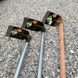 จอบพร้อมด้าม ตราจระเข้《พร้อมด้ามไม้ ด้ามเหล็ก》สินค้าพร้อมใช้…