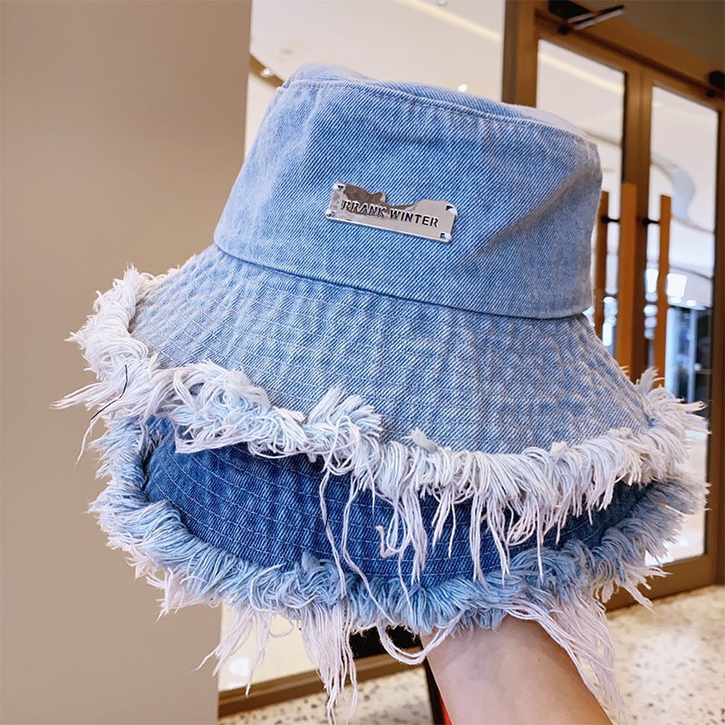 หมวกบักเก็ต ผ้ายีนส์ ปักPRANK มี3สี สไตล์เกาหลี สุดน่ารัก
