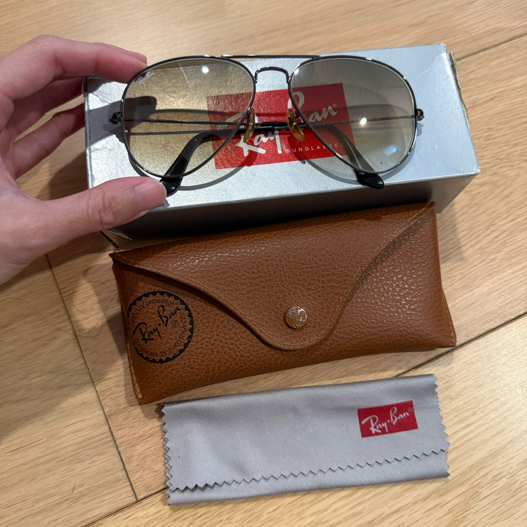 Rayban Aviator น้ำตาลไล่สี กรอบ Gunmetal
