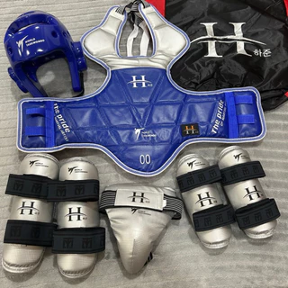 ชุดเกราะเทควันโด WORLD คนเตะทั้งชุด คุณภาพเยี่ยม👍 หมวก สนับแขนขา ชุดป้องกัน Taekwondo Chest Head Gear Protector Sets