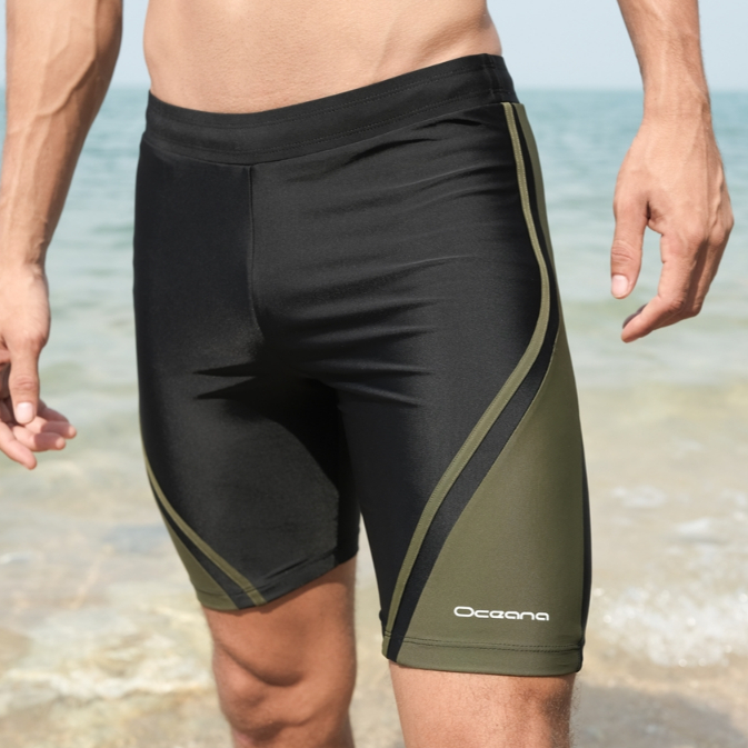 OCEANA SWIMWEAR (ลด 50%) รหัส 25OPMBOP22-KA กางเกงว่ายน้ำชาย ความยาวเหนือเข่า Jammer -สีดำตัดต่อสีเขียวกากี