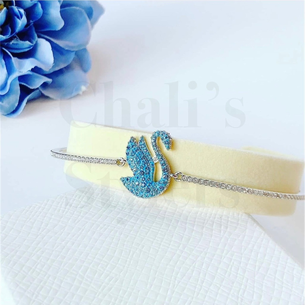 กำไลข้อมือ Swarovski รุ่น Swan Bangle