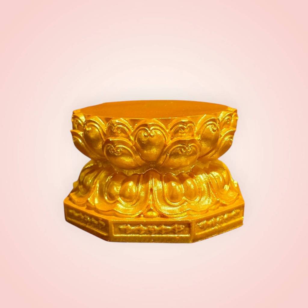 ฐานรองพระ ฐานพระ ฐานวางพระดอกบัวเรซิ่น สีทอง ขนาด 6x6 ซม. ฐานสูง 4.5 ซม. [ฐานดอกบัว/สีทอง/เรซิ่น]