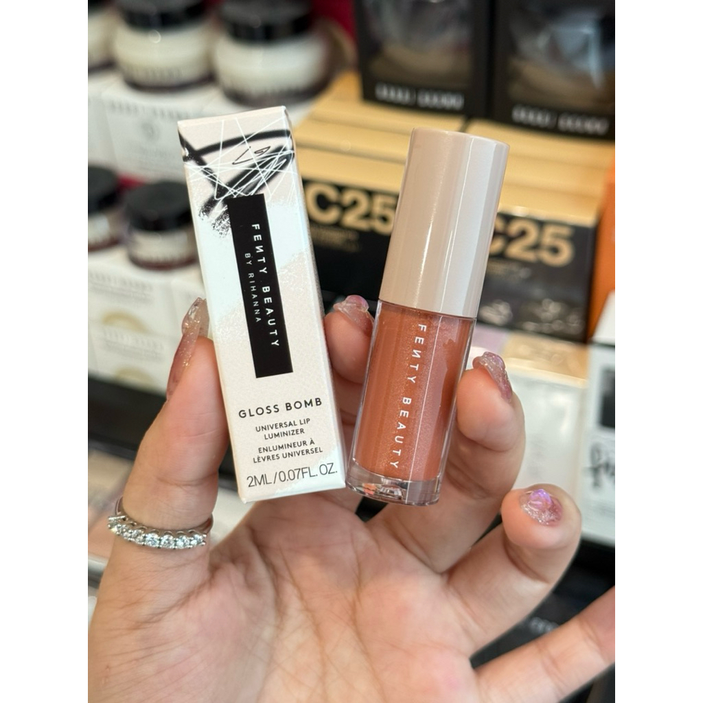 (พร้อมส่ง/ของแท้💯) FENTY BEAUTY Mini Gloss Bomb Lip Gloss 2ml