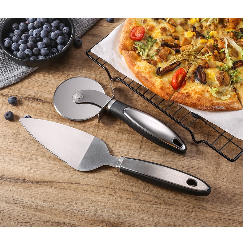 🔥ส่งฟรี🔥 ที่ตัดพิซซ่าสเตนเลส มีดตัดพิชช่า ที่ตัดพิซซ่า ที่ตัดแป้ง Pizza Cutter หั่นพิซซ่า สเตนเลสแท้ แบบลูกกลิ้ง