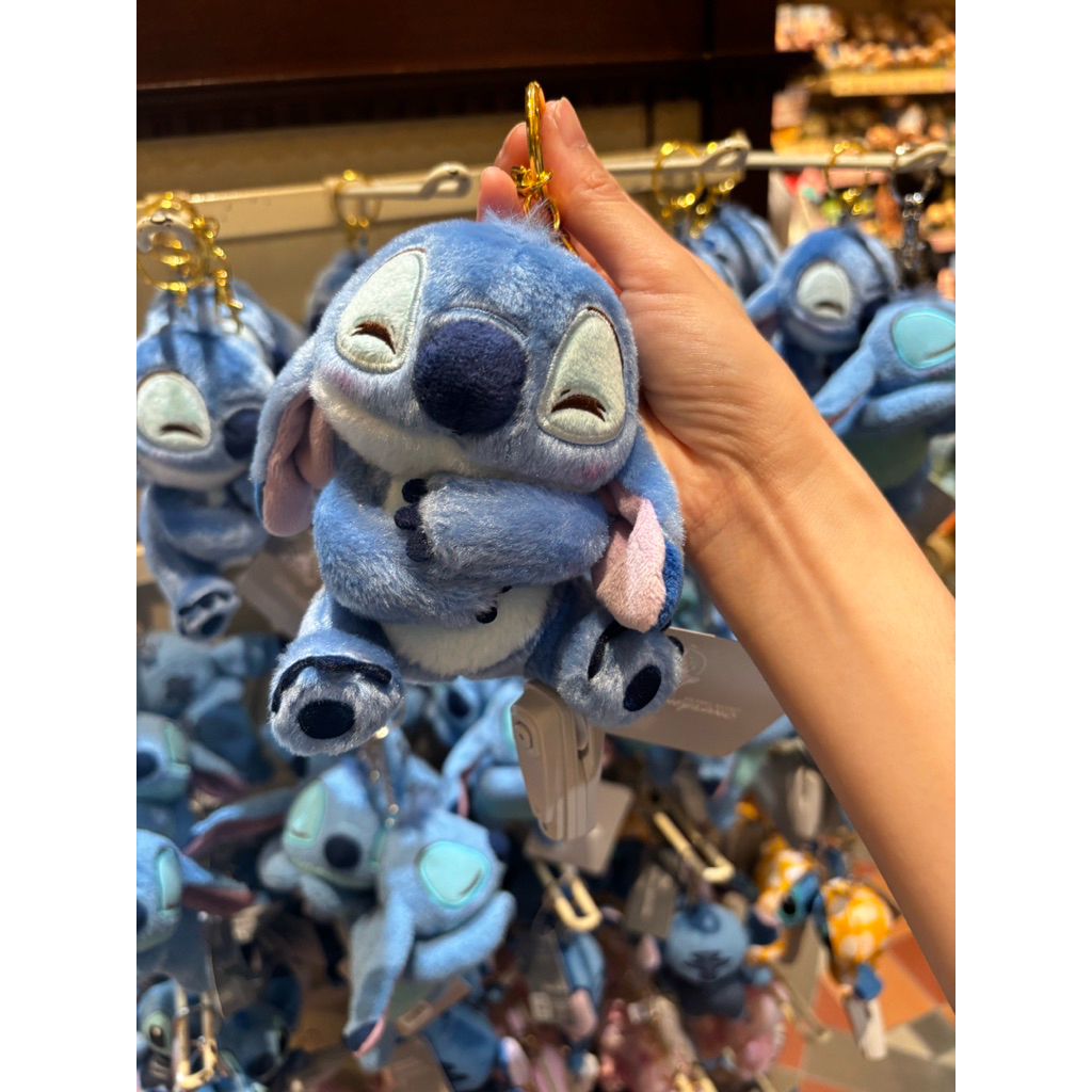 [พร้อมส่ง] Lilo and Stitch พวงกุญแจสติซของแท้ 100% จาก Hongkong Disneyland